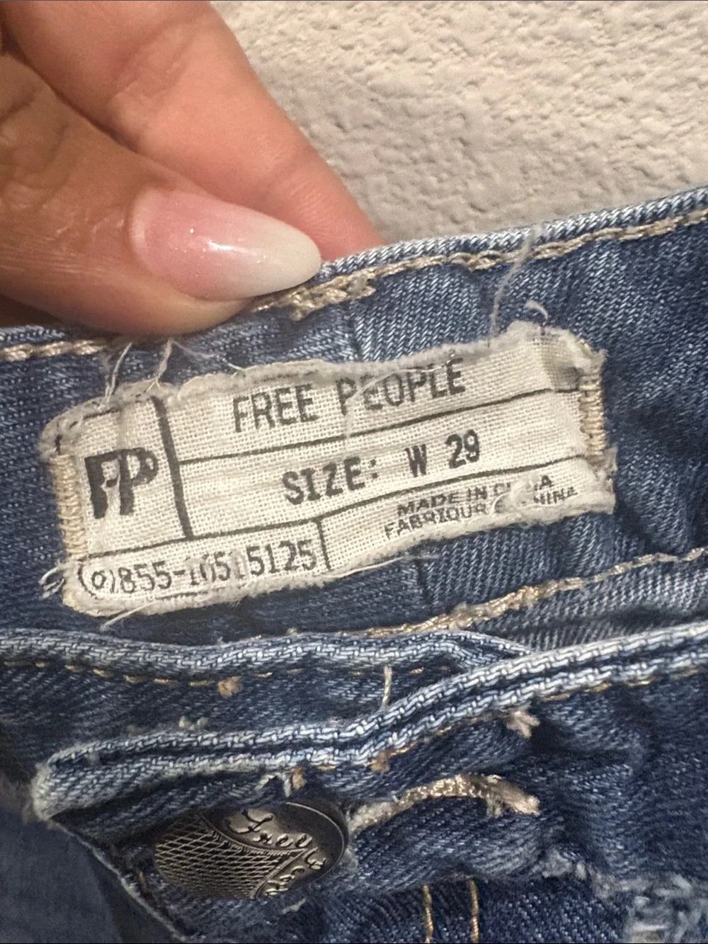 Free People Distressed Cropped Ankle Jeans in Medium Blue - Picture 3 of 3